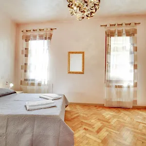 Delle Acque 2*, Venedig Italien